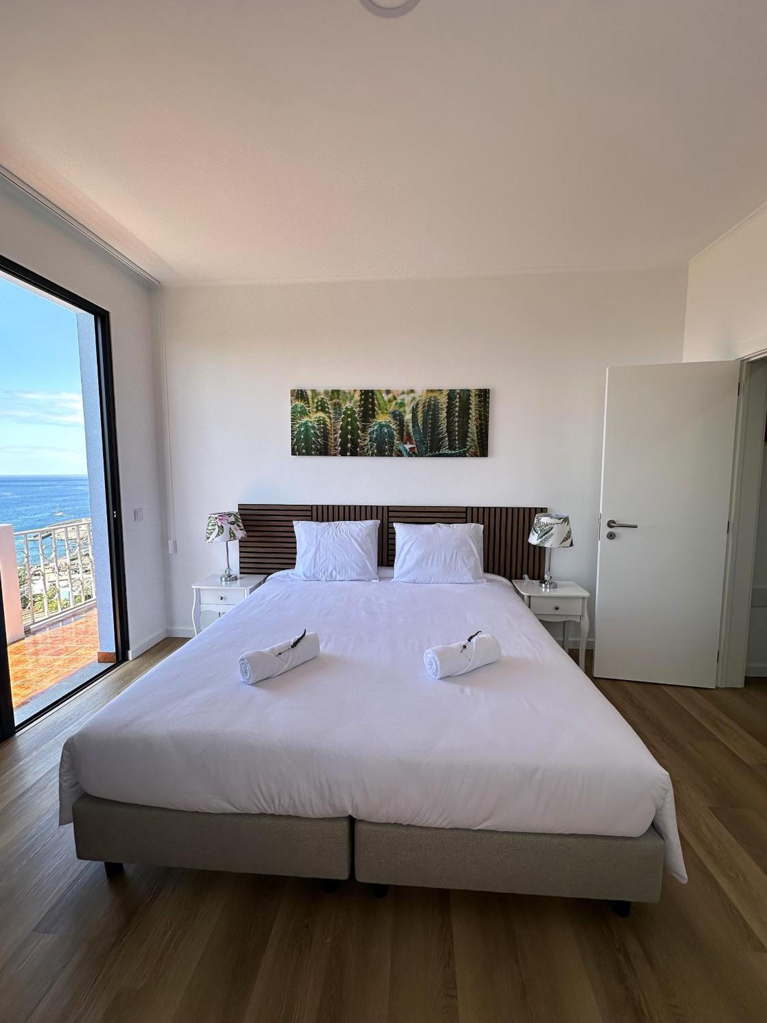 Oasis Suites - Funchal Exterior photo