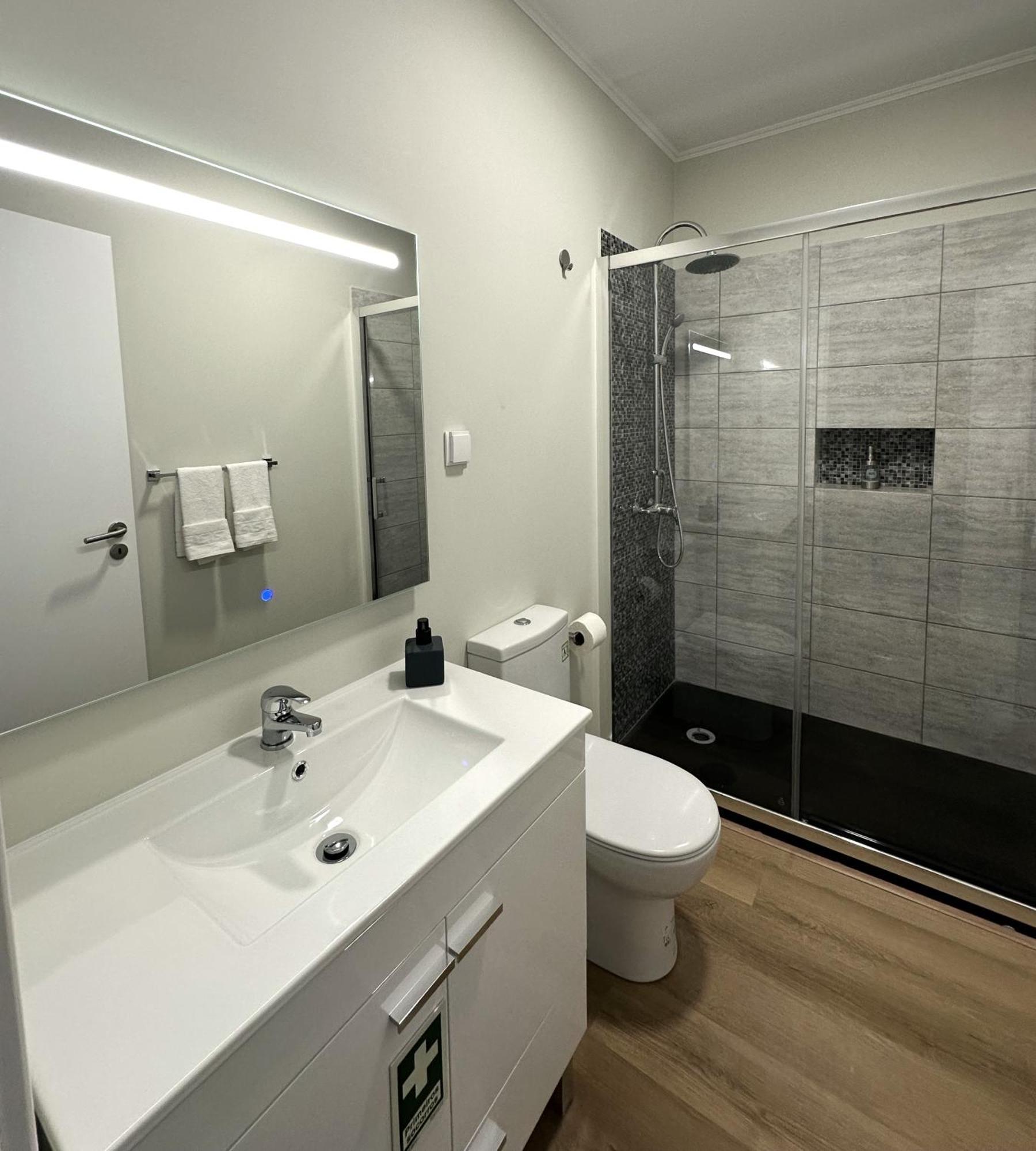 Oasis Suites - Funchal Exterior photo